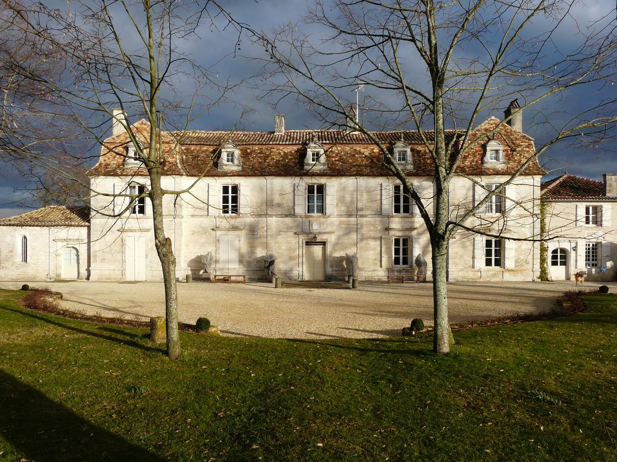 Chateau Manoir De La Leche Touvre Exterior foto