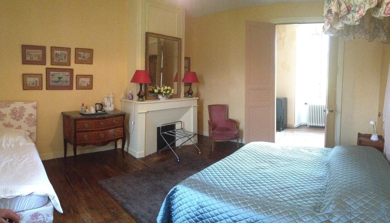 Chateau Manoir De La Leche Touvre Zimmer foto