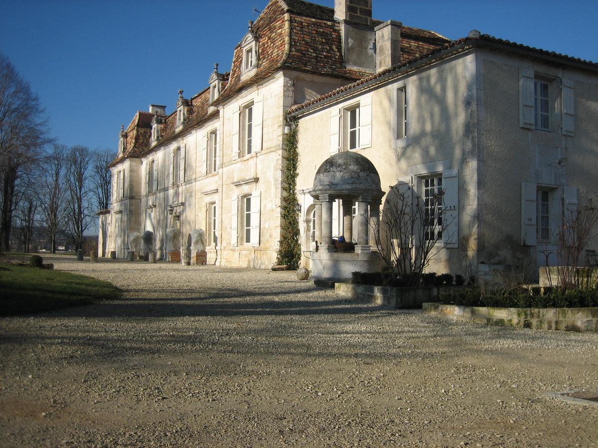 Chateau Manoir De La Leche Touvre Exterior foto